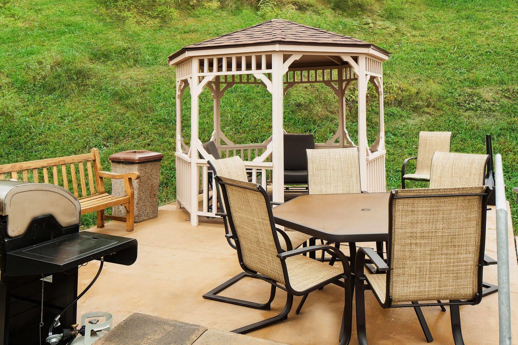 Microtel Inn & Suites By Wyndham St Clairsville - Wheeling St. Clairsville Luaran gambar